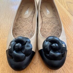 Authentic Chanel Flat, with Floral "CC" on toe, size 38.5 EU
